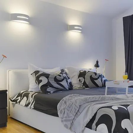 Entini Holiday home *