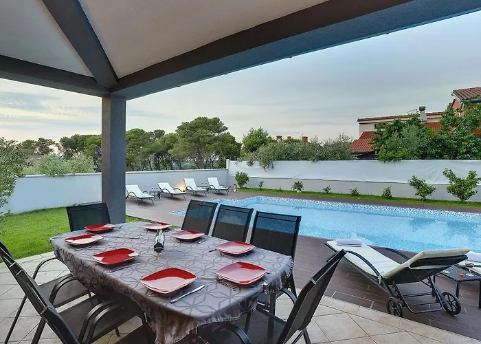 Dom wakacyjny Entini Vinkuran